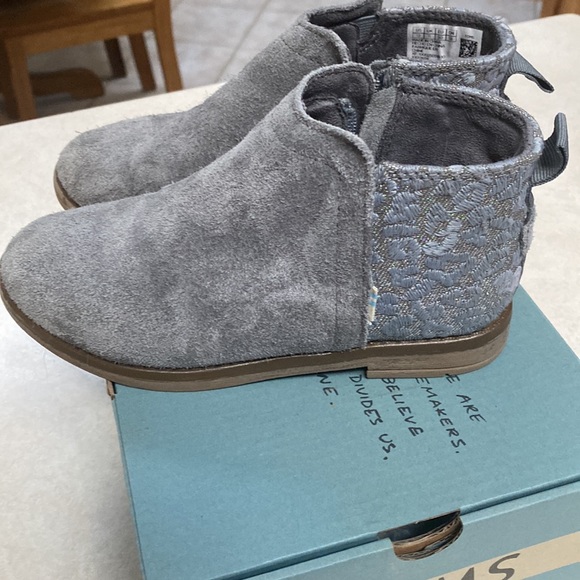 Girls size 12 Toms Deia Booties - Picture 4 of 8